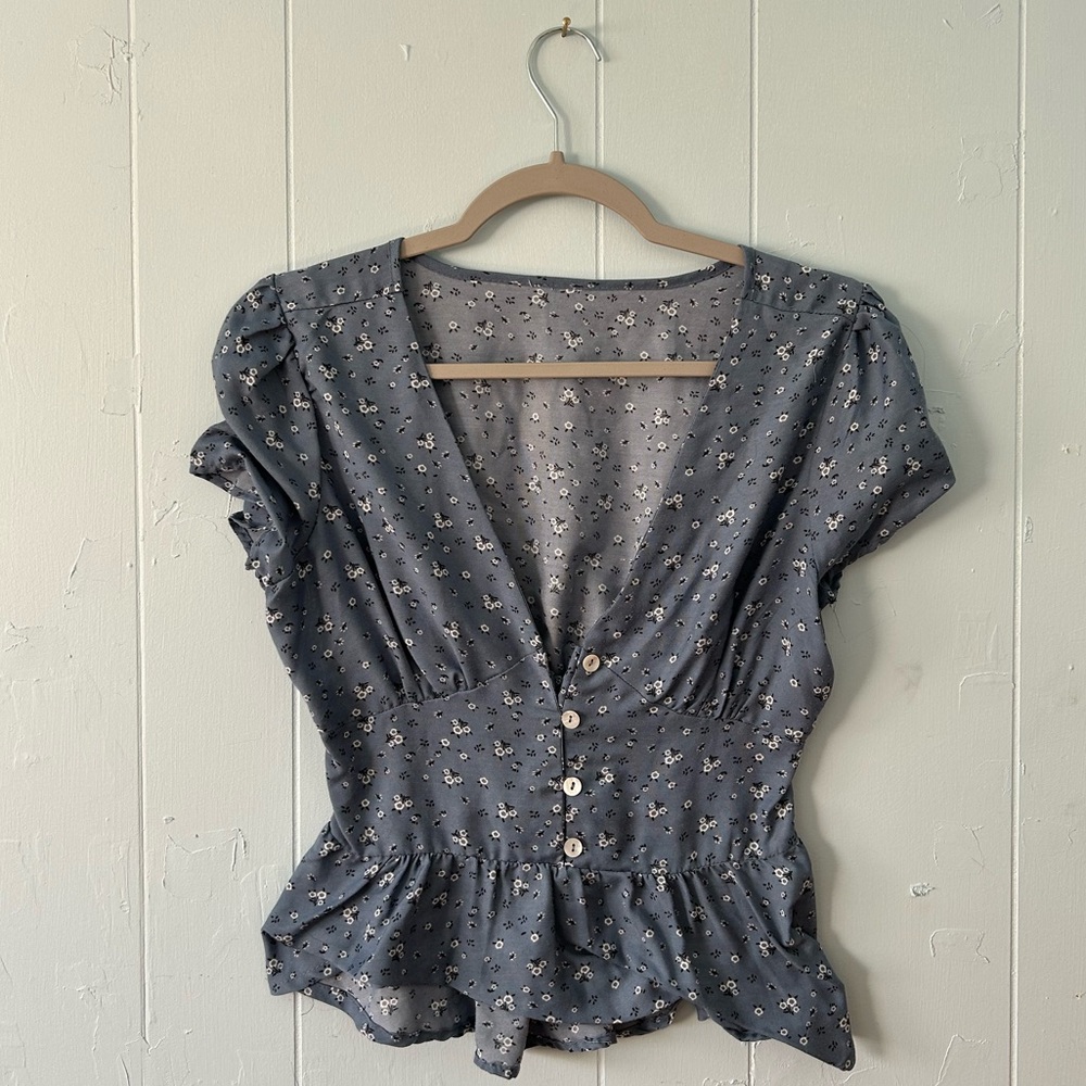 BLU FLORAL BLOUSE (FAIRY/ALICE/COTTAGECORE VIBES) 🌱🧺💐